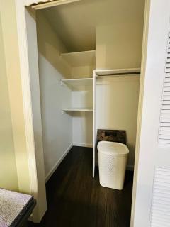 The Princeton Three Cozy 3BR Retreat, BBQ Patio - Trenton - 4