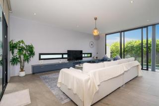 Designer Loft Villa Retreat in Pasak, Laguna Area - 3