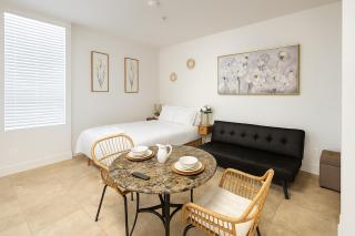 Relaxed Marina del Rey Stay - 1BR with Pool, Sauna & Gym Access - Los Angeles - 1