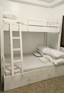 Duck & Drift - a Sleeper Hostel - Just 1,7km from Airport - 6