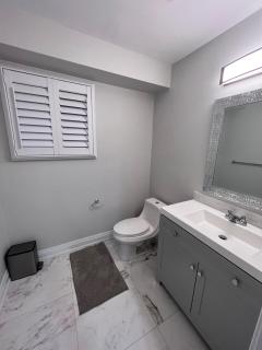 Beautiful Lake Side Neighbourhood Home in Ajax, ON - 5