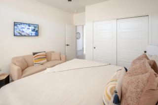 Surf Inn Lake Powell Sleeps 15 Hot Tub Views - Page - 5