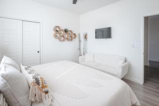 Surf Inn Lake Powell Sleeps 15 Hot Tub Views - Page - 2