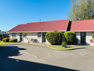 Awatea Park Motel - 1