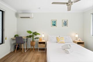 Smart Suites Self Check-in Apartments - Sunnybank Station - 9