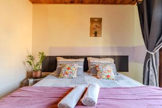 Casa da Fatima - 8 minutos de carro até Vila Capivari - 6