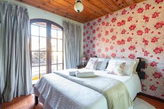 Casa da Fatima - 8 minutos de carro até Vila Capivari - 3