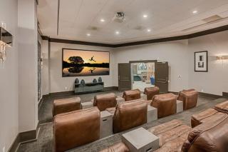 Cozy Stylish Stay With Amenities - Houston - 5