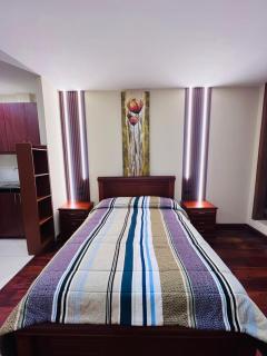 Estreno Suite en Loja, Valle - 0