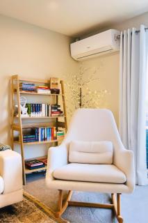 Central & Stylish - Modern Comfort in Christchurch - 6