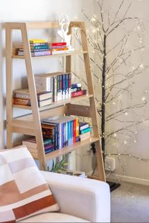 Central & Stylish - Modern Comfort in Christchurch - 5