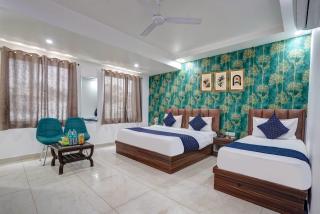 Hotel King Plaza - 1