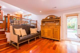 Coastal Luxury Suite White Rock - 5