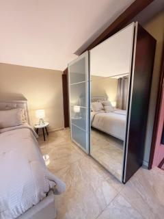 Beautiful Apartment with Balcony in the Heart of Panama City - 4