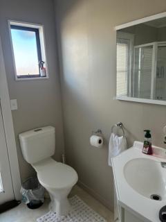 Quiet & Close to Town - 5