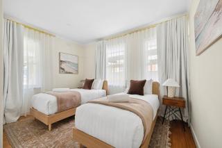 416 Coastline - Refurbished stay in East Geelong - 2