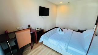 GR SUITE Family Room - 5