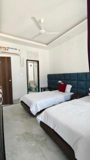 Hotel Yoga Stay Rishikesh - 0