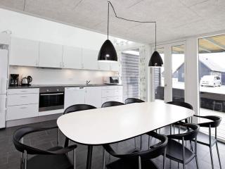 Exclusive Golf View Retreat - 6