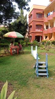 Hotel Santiniketan - 9
