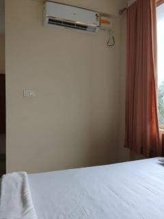 Sohan Boarding and Lodging - 8