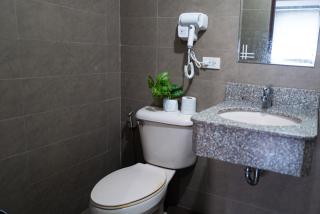 Destiny Hotel - 1606 - 1