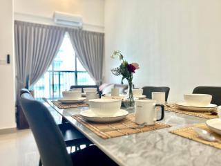 Damansara Center Stay 3BR 1-8pax near One Utama - 1