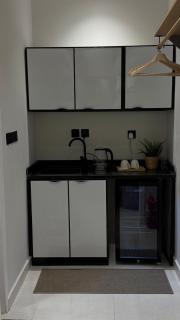 استديو بتصميم مودرن بمدخل خاص - 5