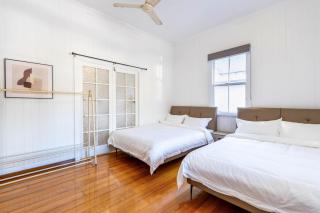 The Hunt House – Heritage Charm, Prime Location - 8