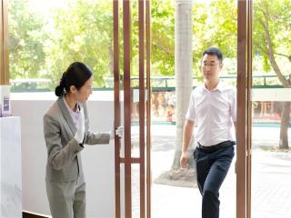 Lavande Hotel Shenzhen Jingtian Metro Station - 2