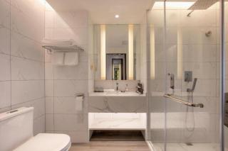 Borrman Hotel Guilin North Railway Station Zhonghao International - 9