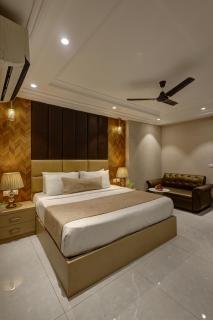 Hotel Stay Vista Near Delhi Airport - 7