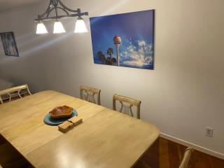 Willy Wonka House - 9