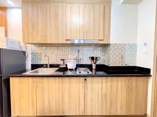 Where City Meets Sea Shore 1266 - 6