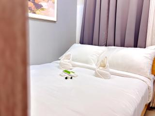 Where City Meets Sea Shore 1266 - 0