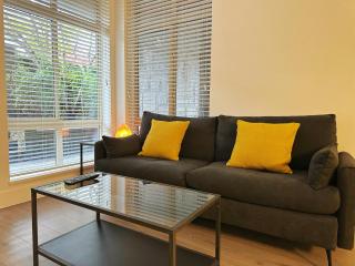 Modern 3-Bedroom Apartment in UBC - 3