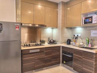 R&F Princess Cove 2BR, JB CIQ, Shopping Malls, by Good Life Homestay - 6