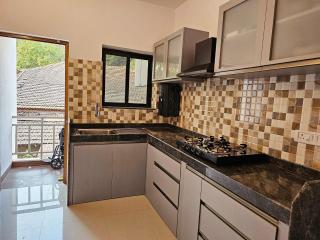 Assagao Luxe 1BHK Retreat - Pool, Fast Wi-Fi, Parking - Prime Location - 7