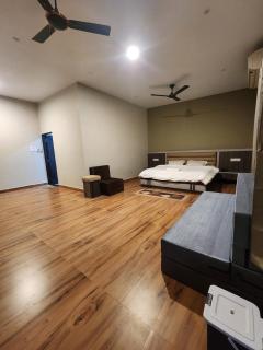 Kanha hotels and resorts - 1