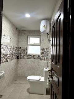 Pame Lakeview Apartment - 1