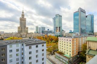 A Unique Studio with a Beautiful View of the Palace of Culture and Science by Noclegi Renters - 9