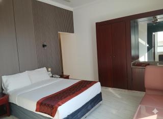 Makran Palace Hotel - 0