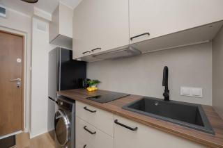 A Unique Studio with a Beautiful View of the Palace of Culture and Science by Noclegi Renters - 8