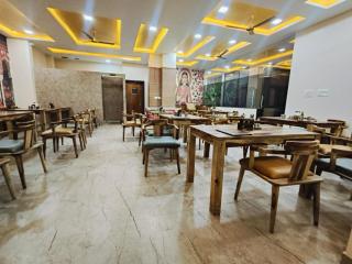 Hotel Vatsalya By Shree Ji Group Of Hotels - 3