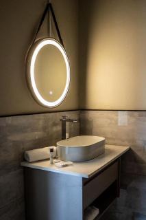 The Legacy Hotel and Spa - 8