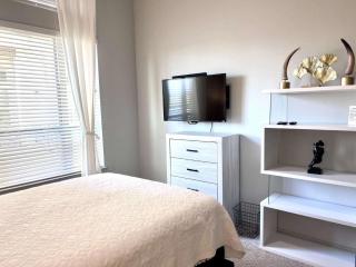 Spacious 3BD Lakeview HWY348 Las-Colinas LC058-1 - 1