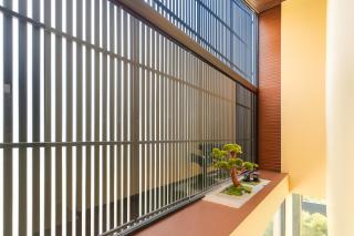 Bale Marva, Modern Tropical house close to Keramas Beach & Bali Safari Park - 3