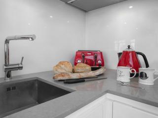 1 Bed in Spark Bridge LCC52 - 1