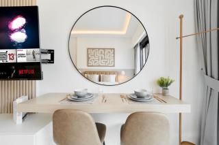 Cozy & Modern Studio Stay in Azizi Riviera Meydan - 7