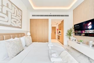 Cozy & Modern Studio Stay in Azizi Riviera Meydan - 3